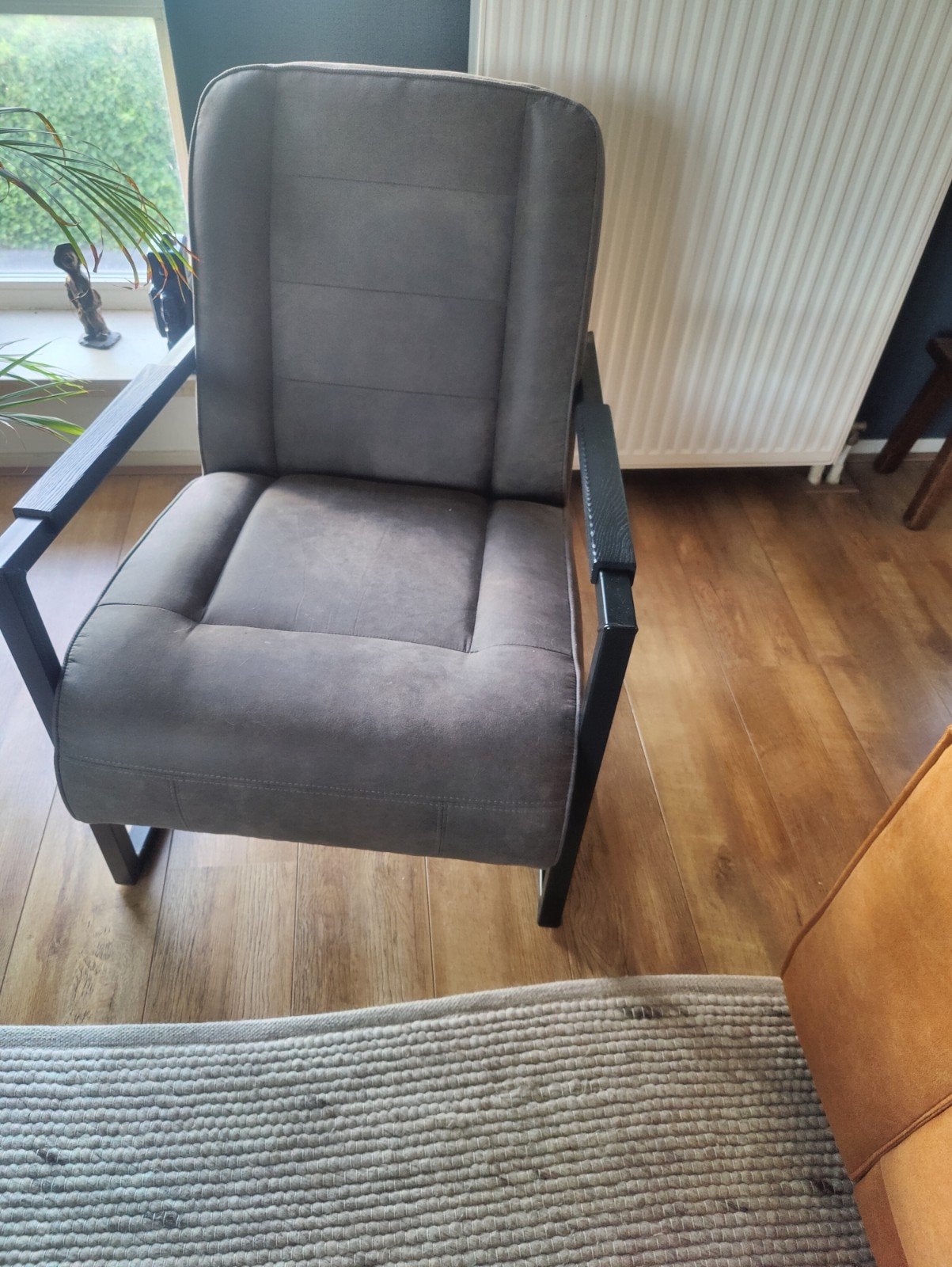 Grijze fauteuil met metalen frame, Ophalen, Zo goed als nieuw, Metaal, Eén