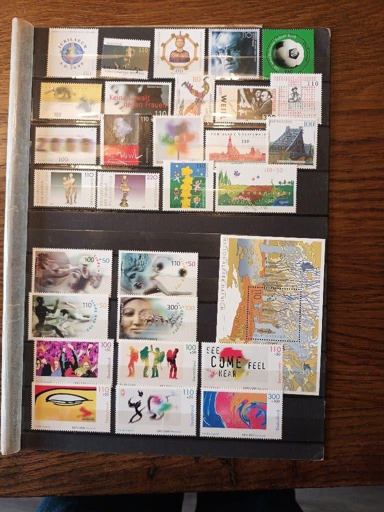 A001 Duitsland postfris jaargang 2000 DM zegels, Ophalen of Verzenden, 1990 tot heden, Postfris