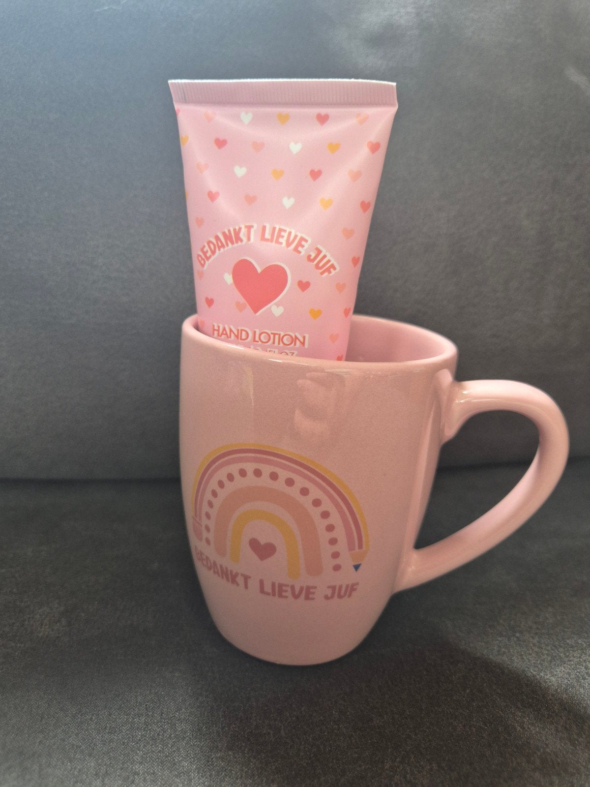 Bedankt Lieve Juf Cadeauset: Mok en Handlotion, Nieuw, Roze, Ophalen of Verzenden, Modern