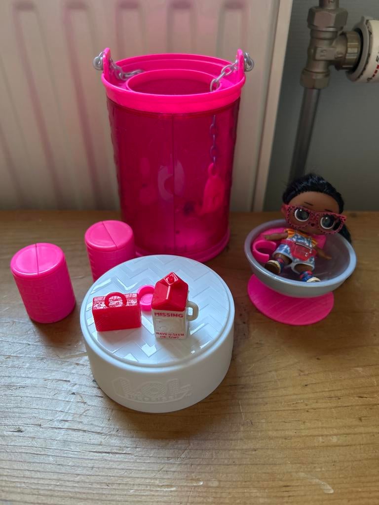 LOL Surprise pop met accessoires en capsule, Ophalen of Verzenden, Gebruikt, Overige typen