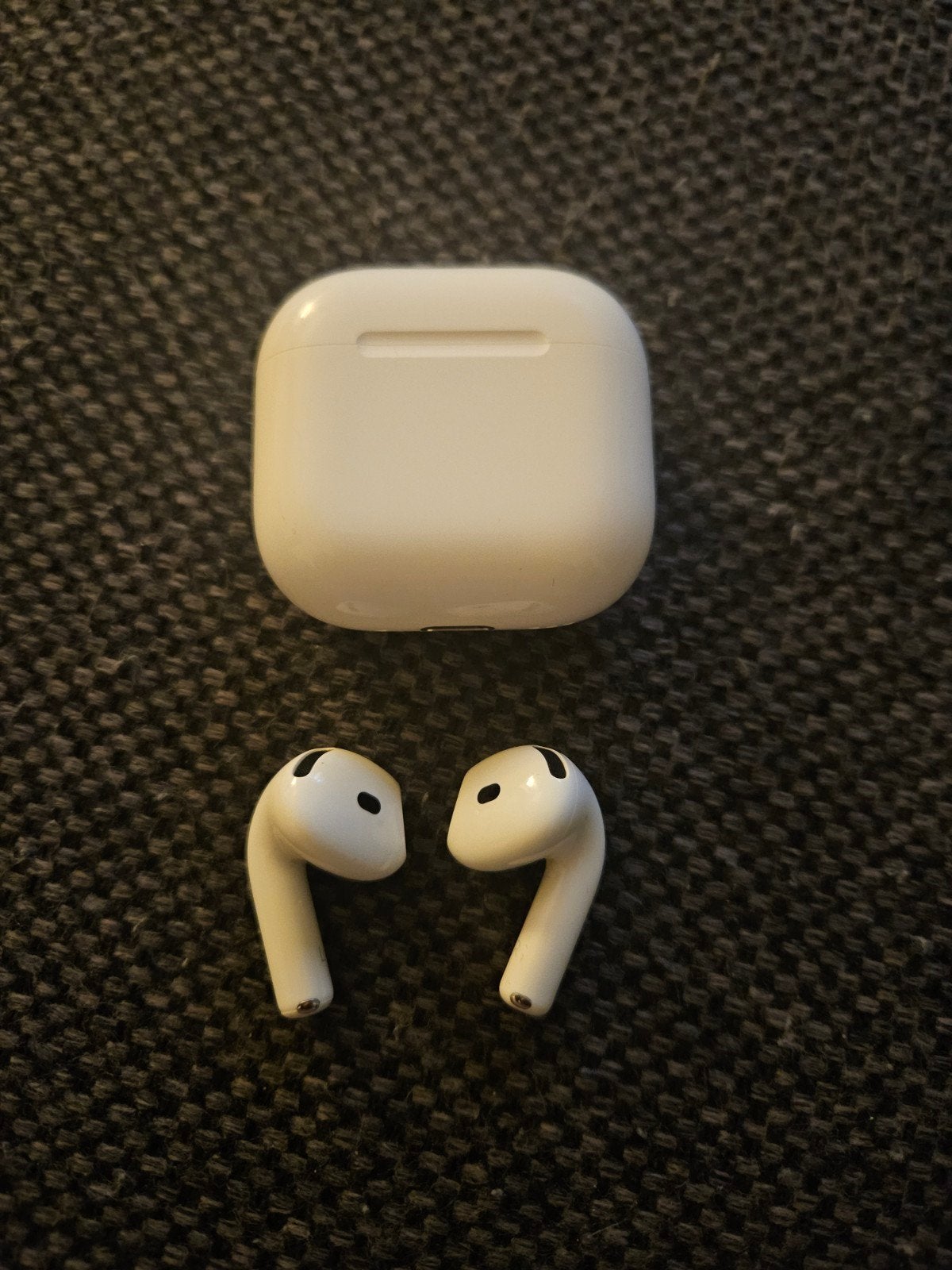 Apple Airpods 4 ANC met doos, bon en garantie, Ophalen of Verzenden, Zo goed als nieuw