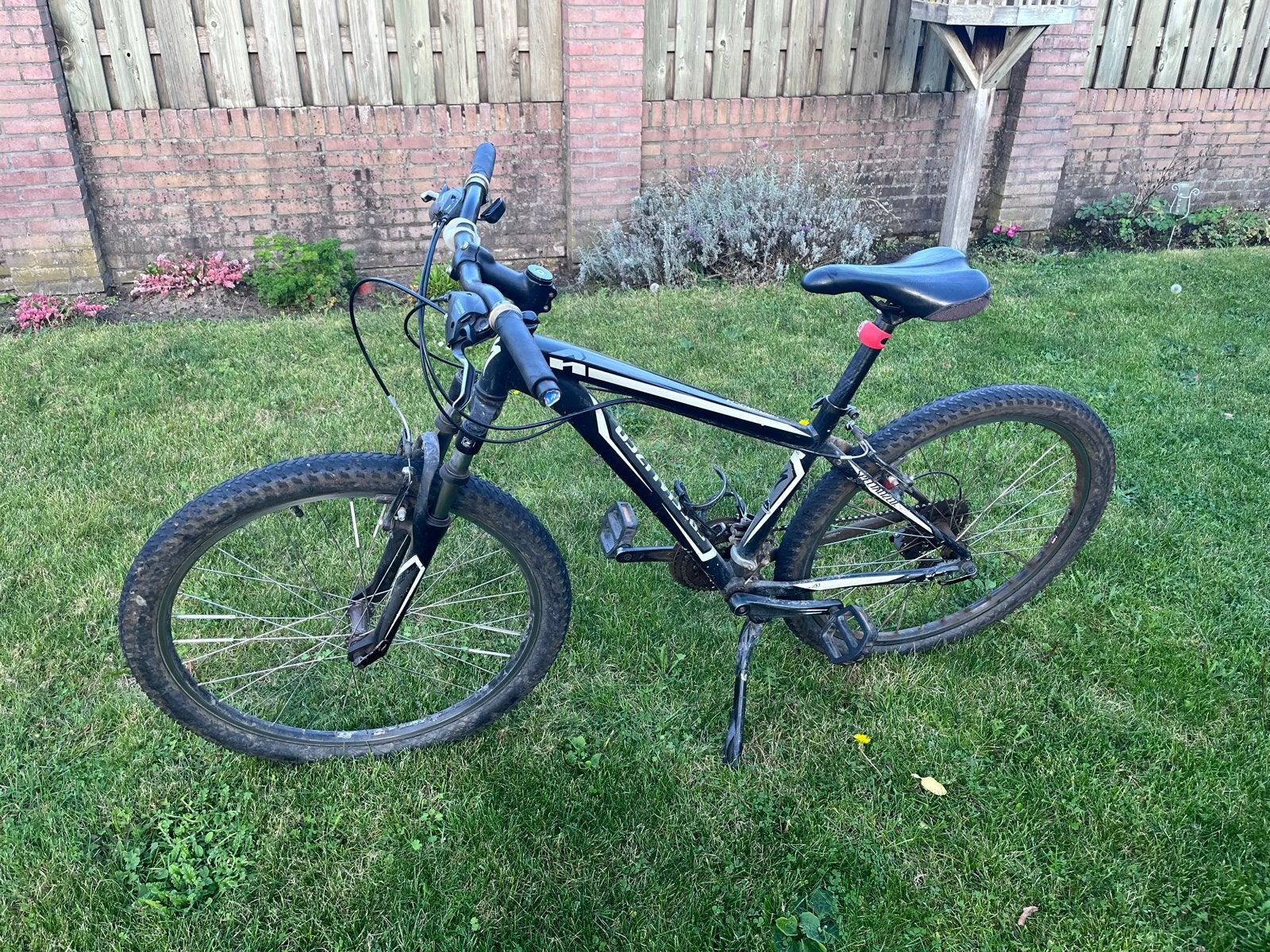 Specialized Mountainbike - Zwart/Wit - Maat S/15.5, Gebruikt, Hardtail, Ophalen, Overige merken