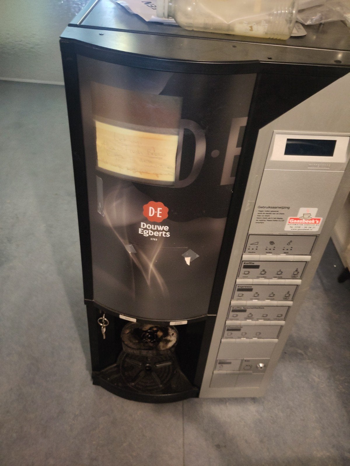 Douwe Egberts Koffiemachine - Professioneel, Ophalen, Gebruikt, 10 kopjes of meer, Koffiemachine