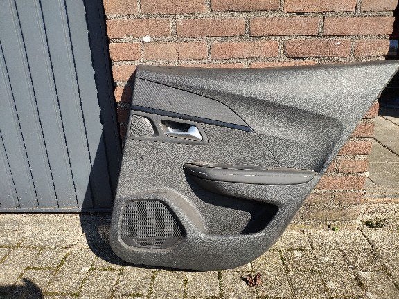 Stoelen, Achterbank en Deurpanelen interieur Peugeot 2008, Auto-onderdelen, Ophalen, Gebruikt, Peugeot