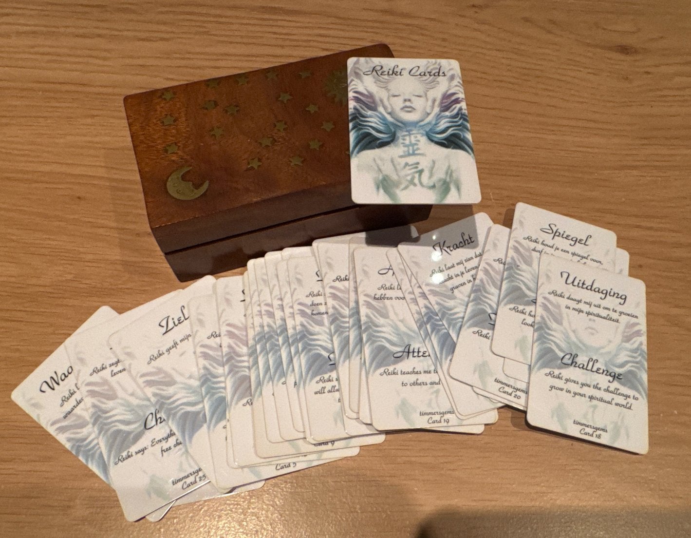 Reiki Cards met houten doosje, Ophalen of Verzenden, Zo goed als nieuw, Spiritualiteit algemeen, Overige typen