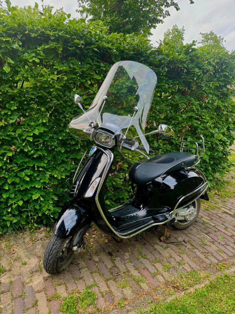 Zwarte Vespa Sprint – Origineel – 45 km/u, Ophalen, Gebruikt, Maximaal 45 km/u, Vespa S