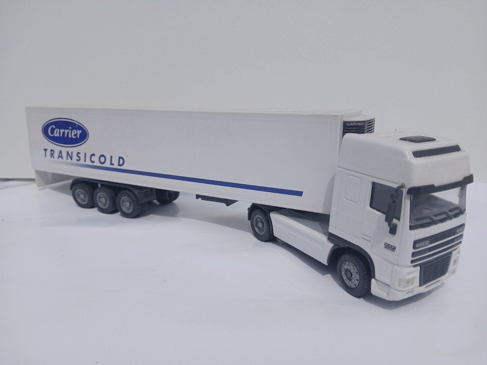 XF 95 DAF , JOAL., Hobby en Vrije tijd, Modelauto's | 1:50, Ophalen of Verzenden, Zo goed als nieuw, Bus of Vrachtwagen, Overige merken