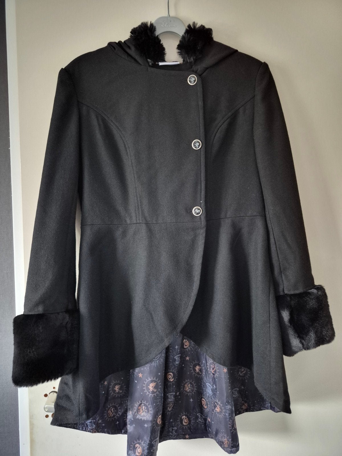 harry potter hogwarts jas, Verzenden, Zwart, Maat 42/44 (L), Zo goed als nieuw