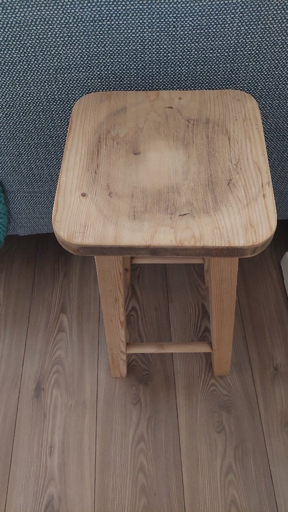 Leuke houten (bar) kruk, Ophalen, Gebruikt, Hout