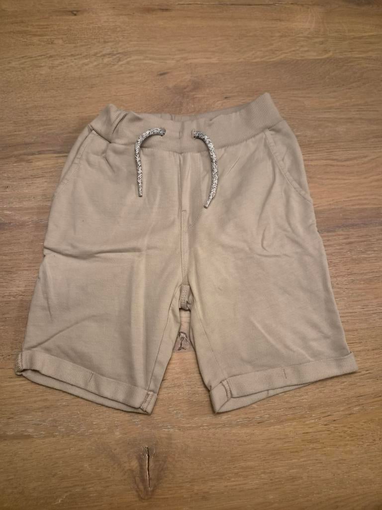 Korte broek Name it in maat 116, Kinderen en Baby's, Kinderkleding | Maat 116, Broek, Gebruikt, Jongen of Meisje, Ophalen of Verzenden