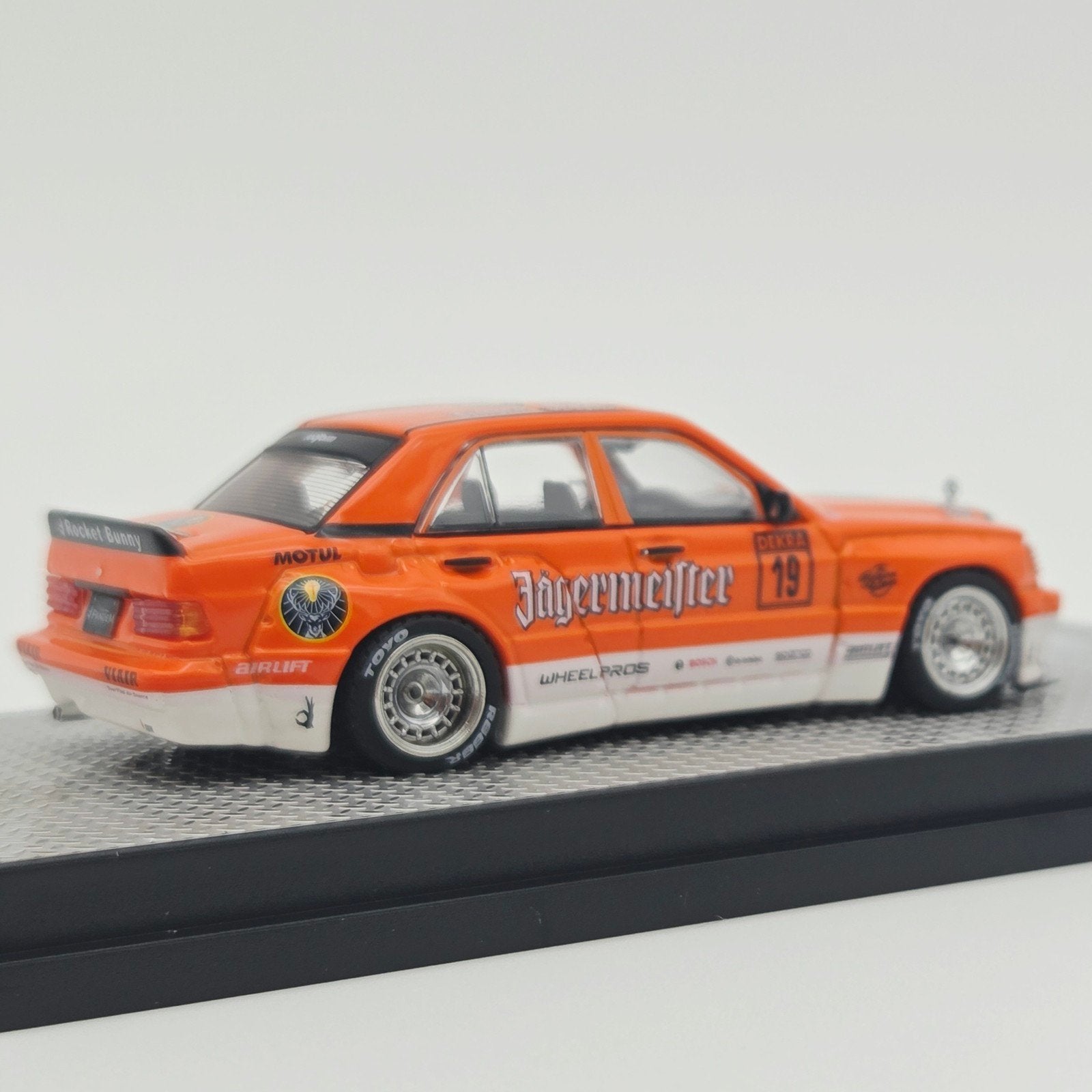 Inno64 – Rocket Bunny 190E Pandem Orange
Zeer gedetailleerd, Mymodelcar@outlook.com, Auto, Ophalen of Verzenden, Inno64