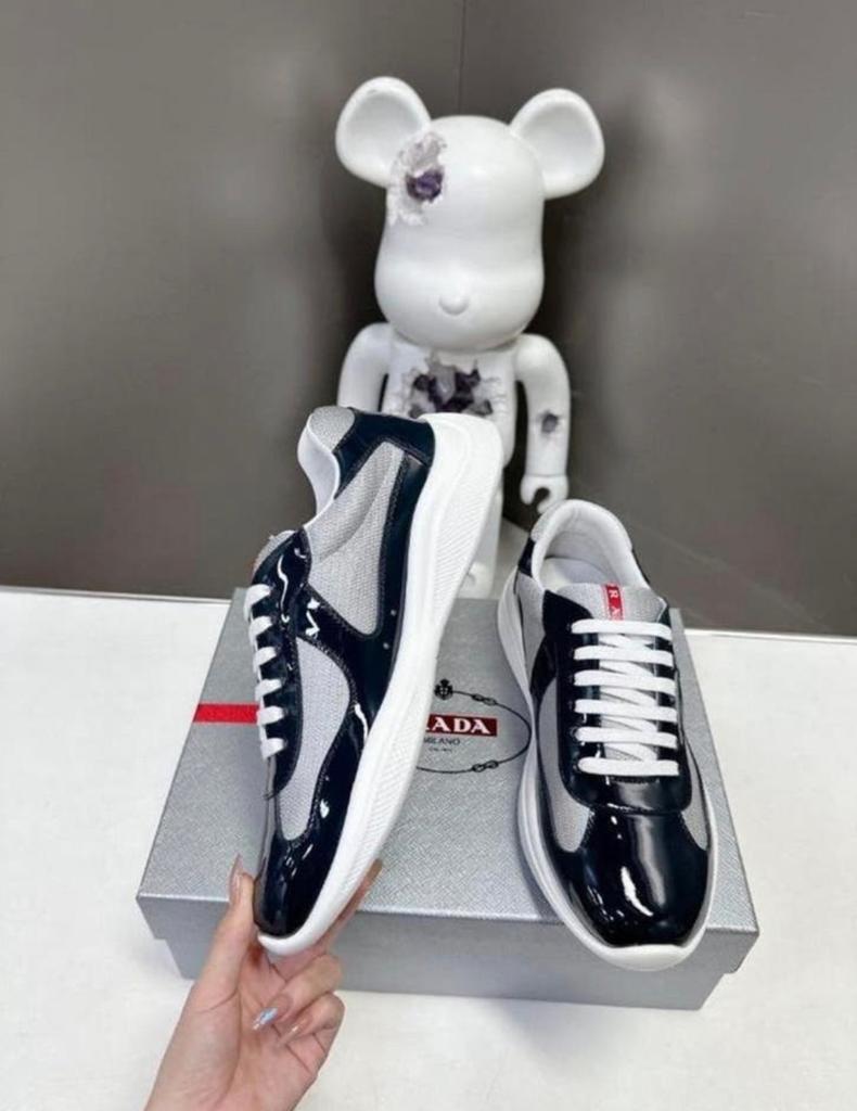 Prada cups nieuw in doos - perfect voor de zomer, Verzenden, Nieuw, Zwart, Sneakers of Gympen