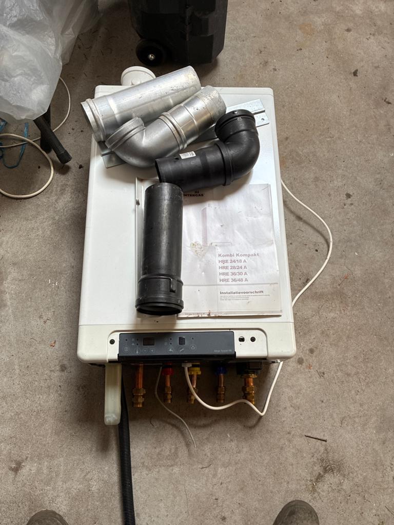 Intergas Kombi Kompakt HRE 28/24 A CV-ketel, Ophalen, 30 tot 80 cm, Gebruikt, Hoog rendement (Hr)