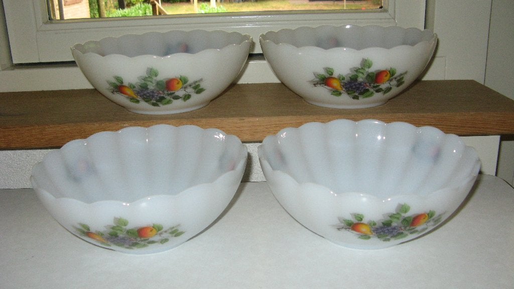 Arcopal schalen vintage izgs, Overige merken, Ophalen of Verzenden, Overige stijlen, Glas