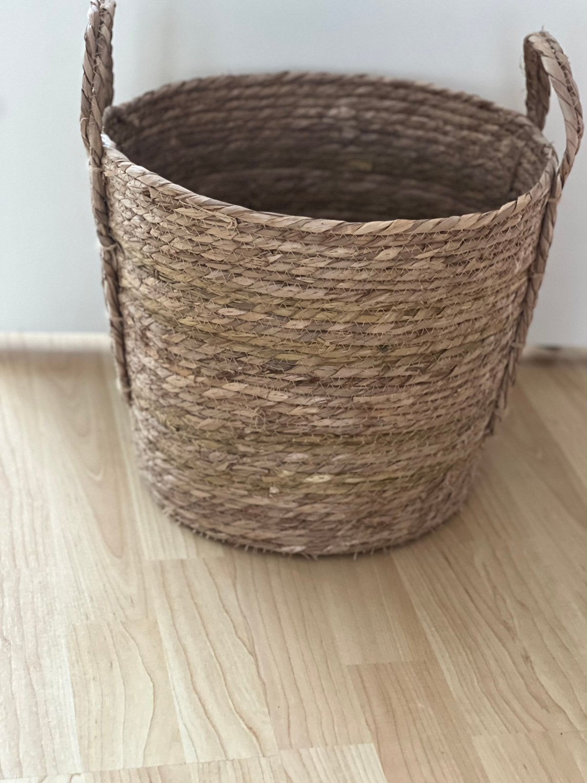 Te koop grote rieten mand, Ophalen, Zo goed als nieuw, Rechthoekig, Riet