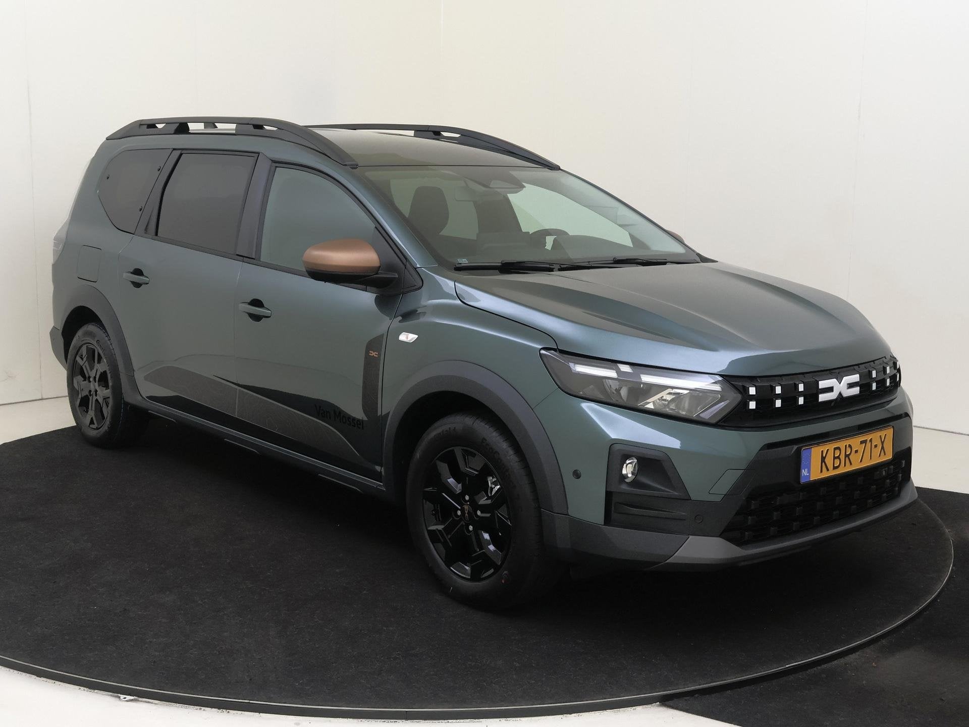 Dacia Jogger 1.8 hybrid 155 limited edition 7p. | Navigatie, Auto's, Euro 6, 7 stoelen, Origineel Nederlands, Bedrijf