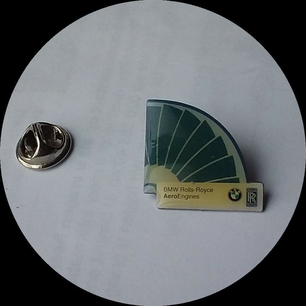 BMW/ROLLS ROYCE  pin, Ophalen of Verzenden, Zo goed als nieuw, Transport, Speldje of Pin