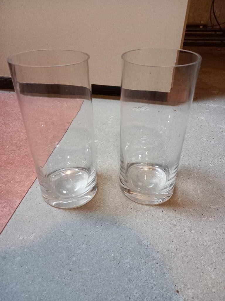 2 glazen vazen, Huis en Inrichting, Overige kleuren, Nieuw, Ophalen of Verzenden, Glas