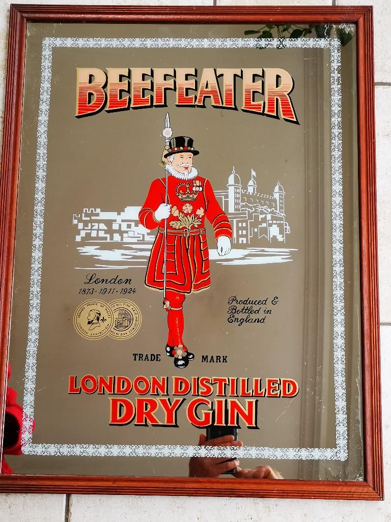 Beefeater London Distilled Dry Gin RECLAMEBORD SPIEGEL 6450, Verzamelen, Ophalen of Verzenden, Zo goed als nieuw, Reclamebord