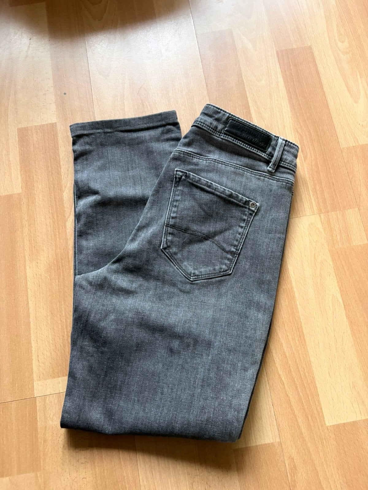Expresso mooie grijze 7/8 jeans mt 40 ZGAN, Ophalen of Verzenden, Zo goed als nieuw, Grijs, W30 - W32 (confectie 38/40)