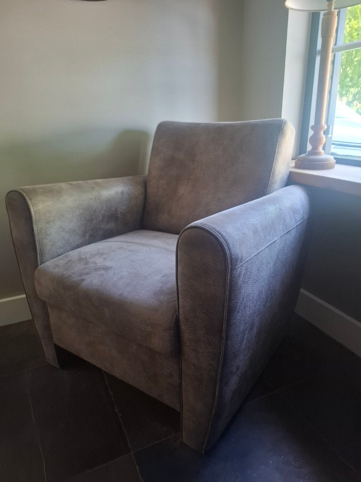 2 Mooie fauteuils taupe kleur, Huis en Inrichting, Ophalen, Zo goed als nieuw, 75 tot 100 cm, 50 tot 75 cm