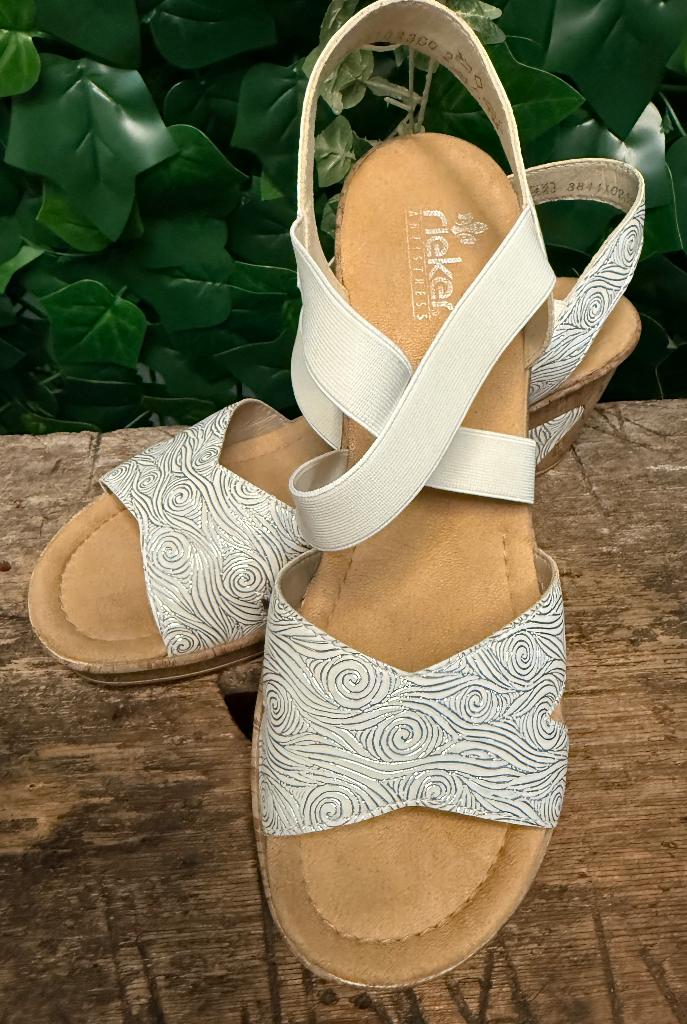 Nieuwe sandalen van Rieker maat 42, Rieker, Wit, Nieuw, Rieker