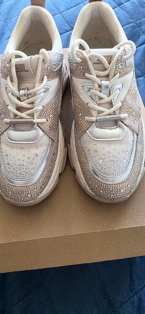 Steve madden sneakers maat 38, Kleding | Dames, Schoenen, Ophalen of Verzenden, Zo goed als nieuw, Sneakers of Gympen