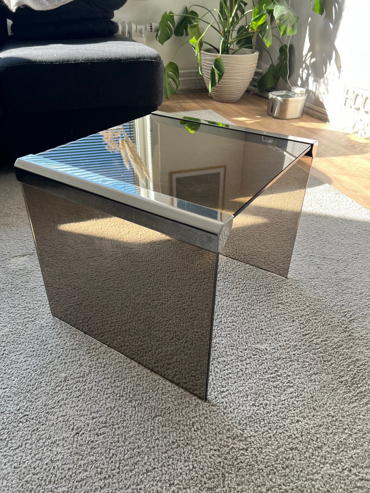 Vintage bijzettafel - rookglas / bruin glas - chroom, Ophalen, Minder dan 45 cm, Minder dan 55 cm, Vintage