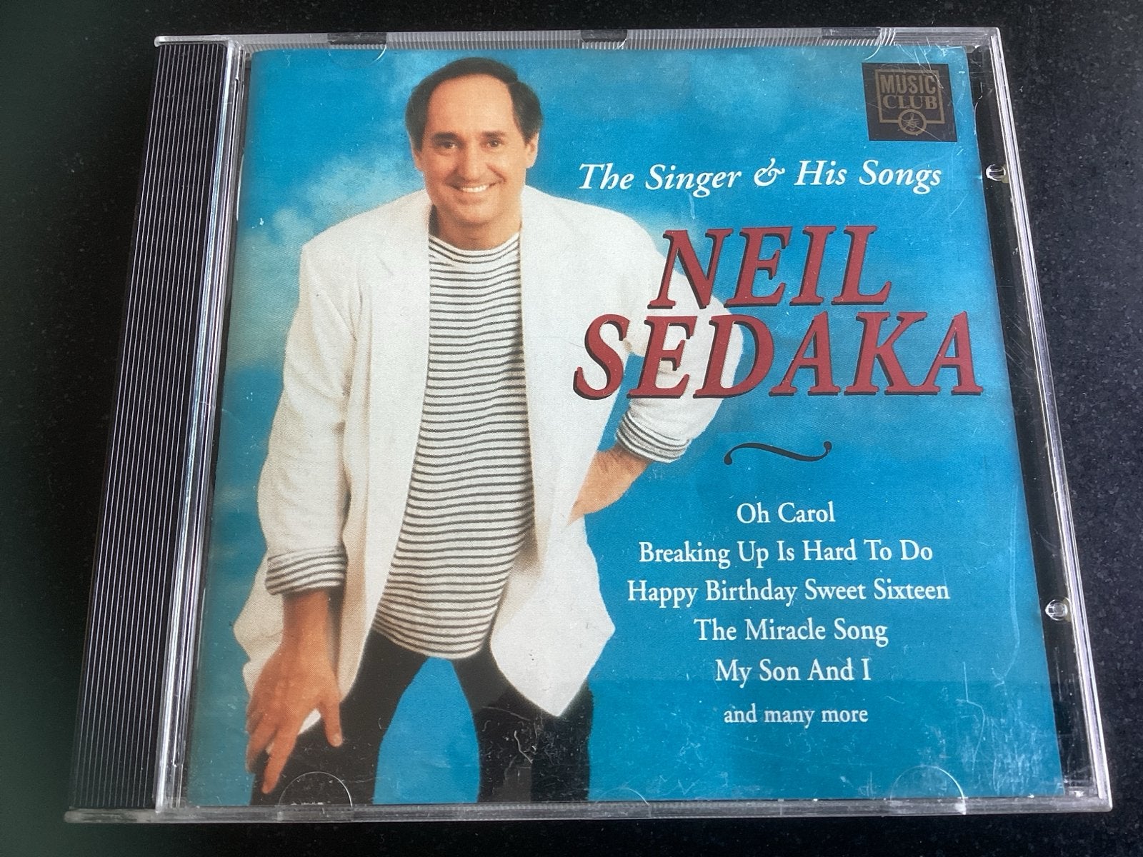 Neil Sedaka - The Singer & His Songs CD, Gebruikt, Pop, Ophalen of Verzenden, Inclusief boekje