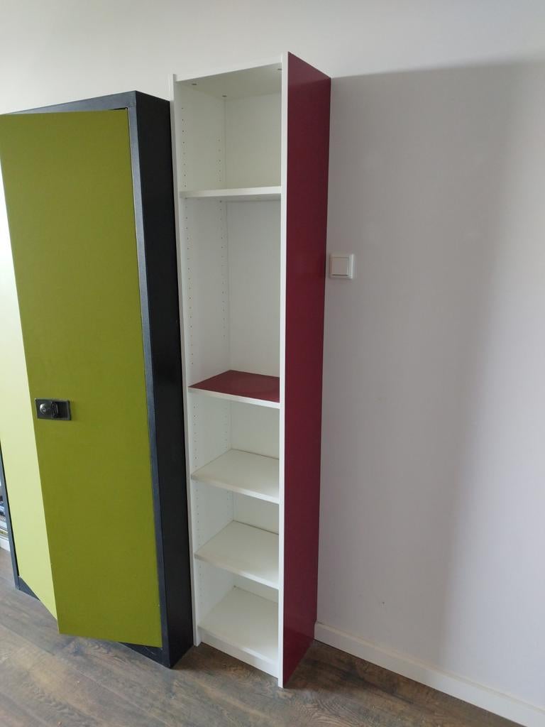 IKEA Billy boekenkast met rode folie (verwijderbaar), Ophalen, Met plank(en), Minder dan 50 cm, Gebruikt