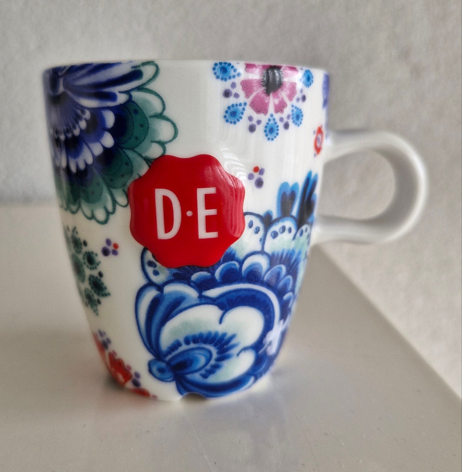 Douwe Egberts senseokopje Nikolai Carels, Ophalen of Verzenden, Zo goed als nieuw, Overige stijlen, Kop(pen) en/of Schotel(s)