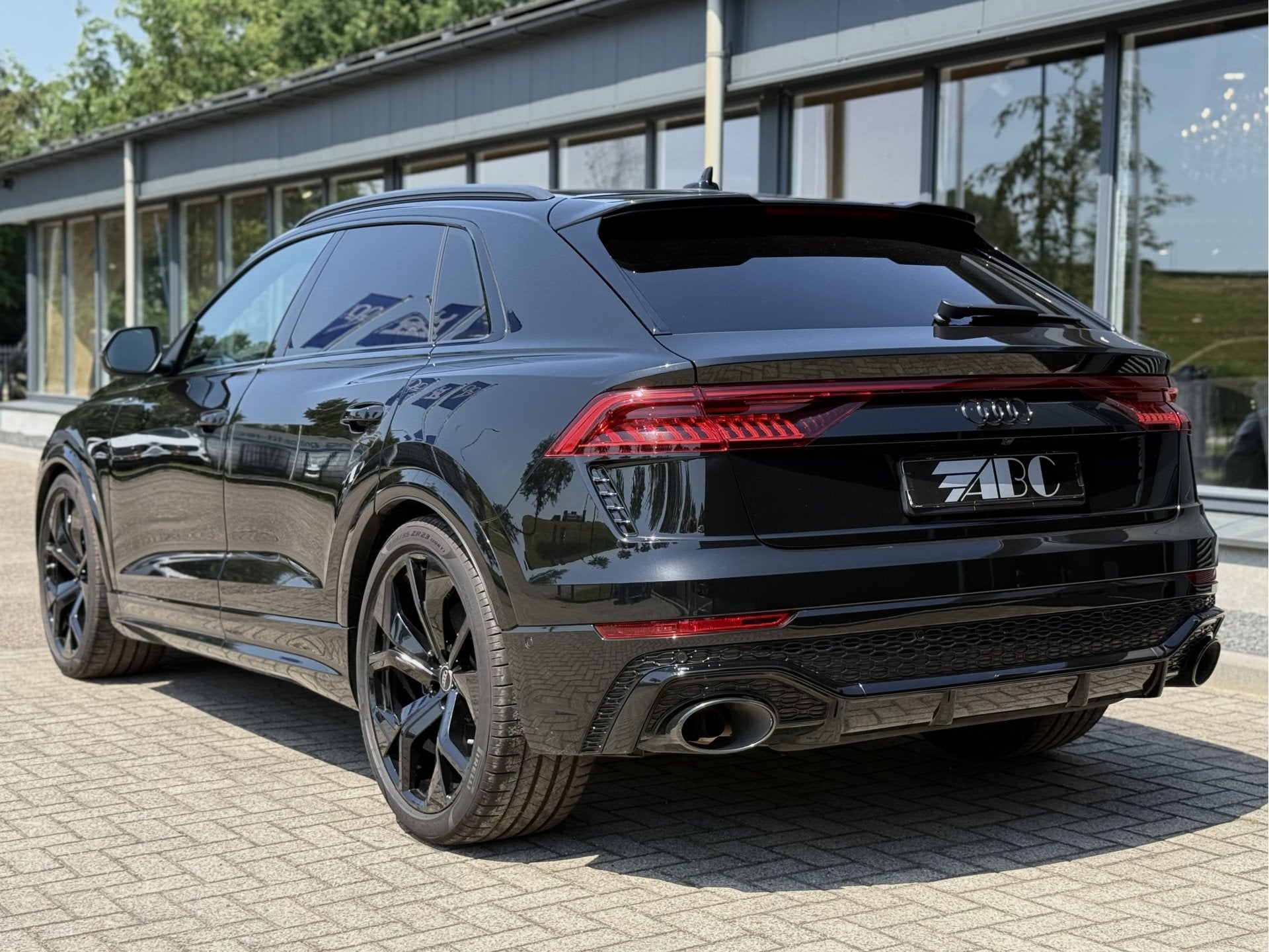 Audi RSQ8 4.0 TFSI quattro Dynamic+, Keramic, Massage, Pano,, Auto's, Gebruikt, 600 pk, Zwart, Leder