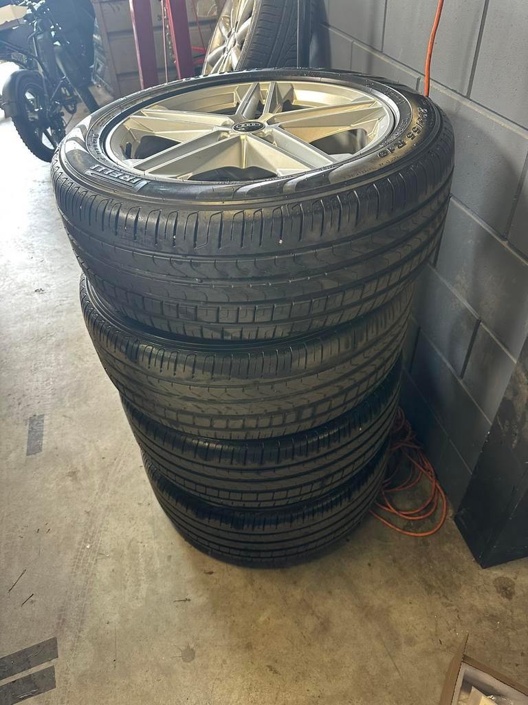 4 Alu velgen Audi met Pirelli zomerbanden, Ophalen of Verzenden, Zo goed als nieuw