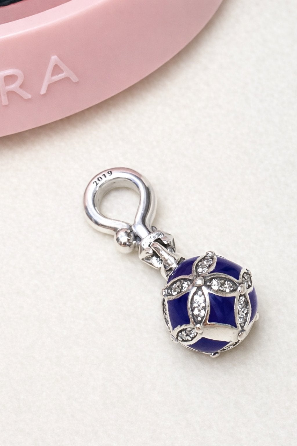 ZELDZAAM Pandora Kerst ornament bedel 2019 LIMITED EDITION, Sieraden, Tassen en Uiterlijk, Bedels, Ophalen, Nieuw, Zilver, Pandora