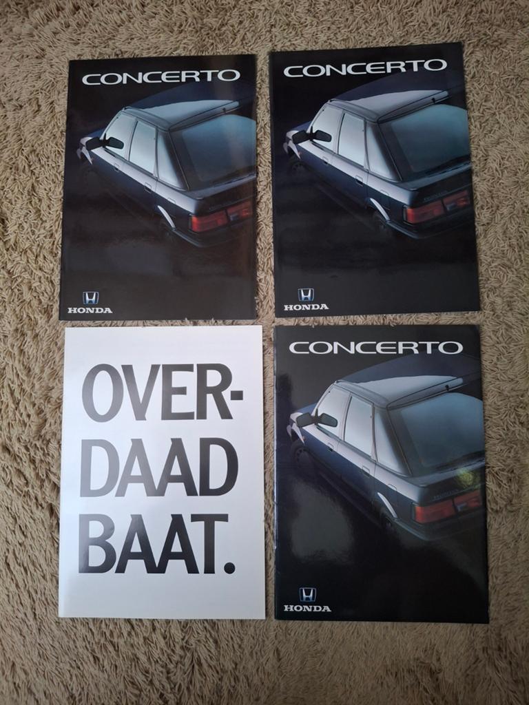 Lot autofolders Honda Concerto, Verzenden, Honda