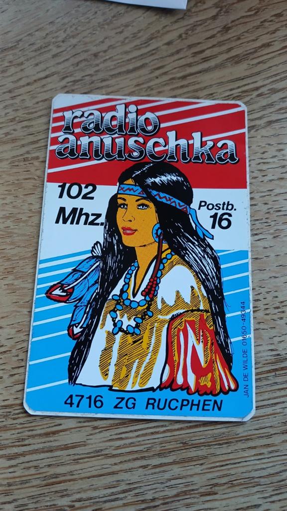 Sticker piraat zendamateur Radio Anuschka RUCPHEN, Ophalen of Verzenden, Zo goed als nieuw
