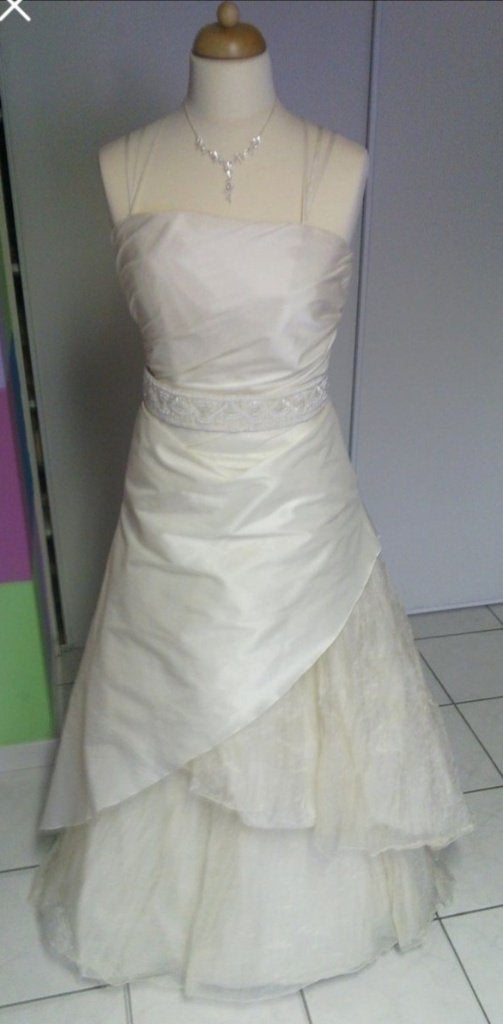 Linea Raffaelli trouwjurk, Ophalen, Trouwjurk, Wit, Zo goed als nieuw