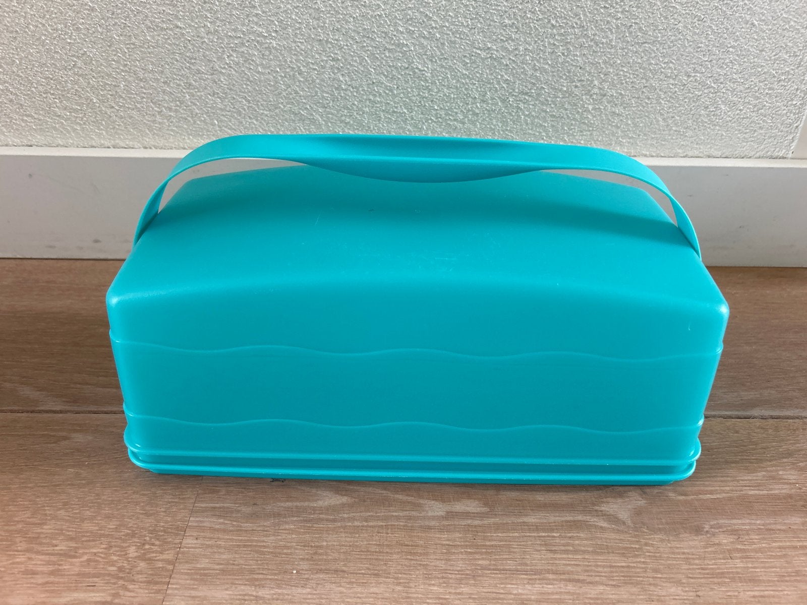 Tupperware Brooddoos/Lunchbox met Handvat - Turquoise, Gebruikt, Bewaardoos, Blauw, Ophalen of Verzenden