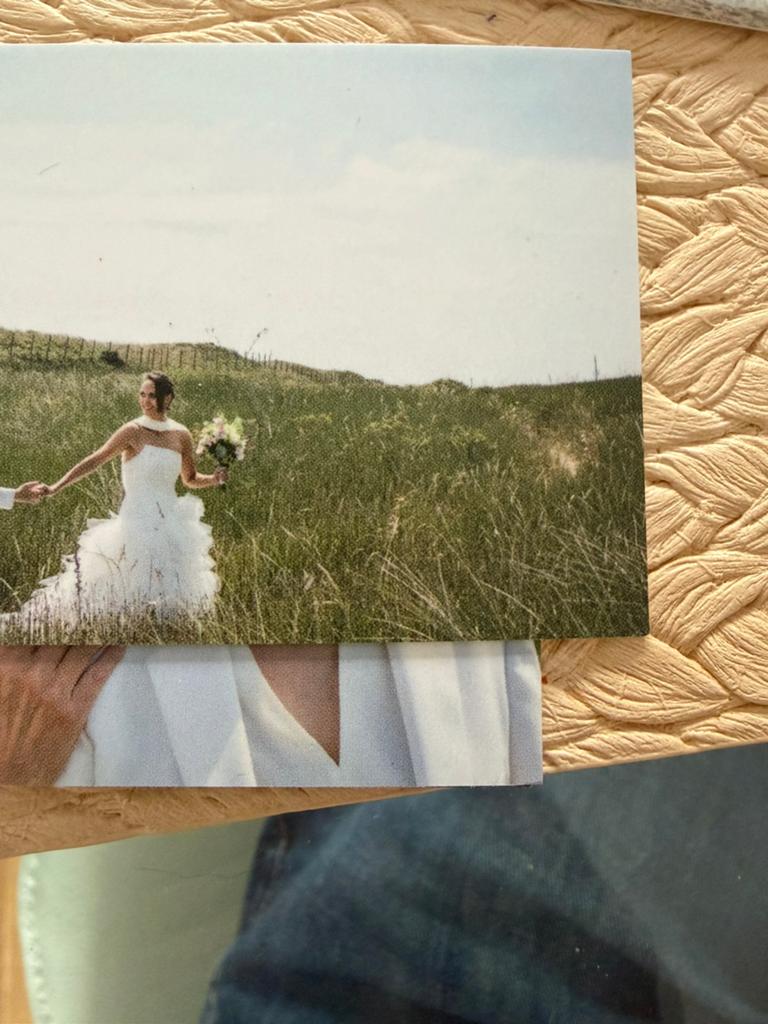 Wedding Dress-non-traditional, Verzenden, Zo goed als nieuw, Wit, Accessoires