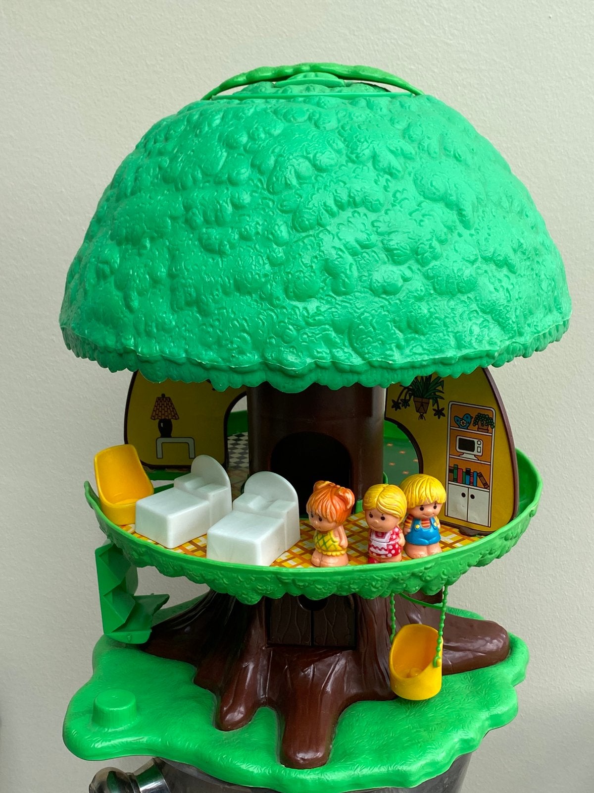 Vintage treetots boomhut met popjes 1975 boom huis, Verzenden, Zo goed als nieuw, Poppenhuis