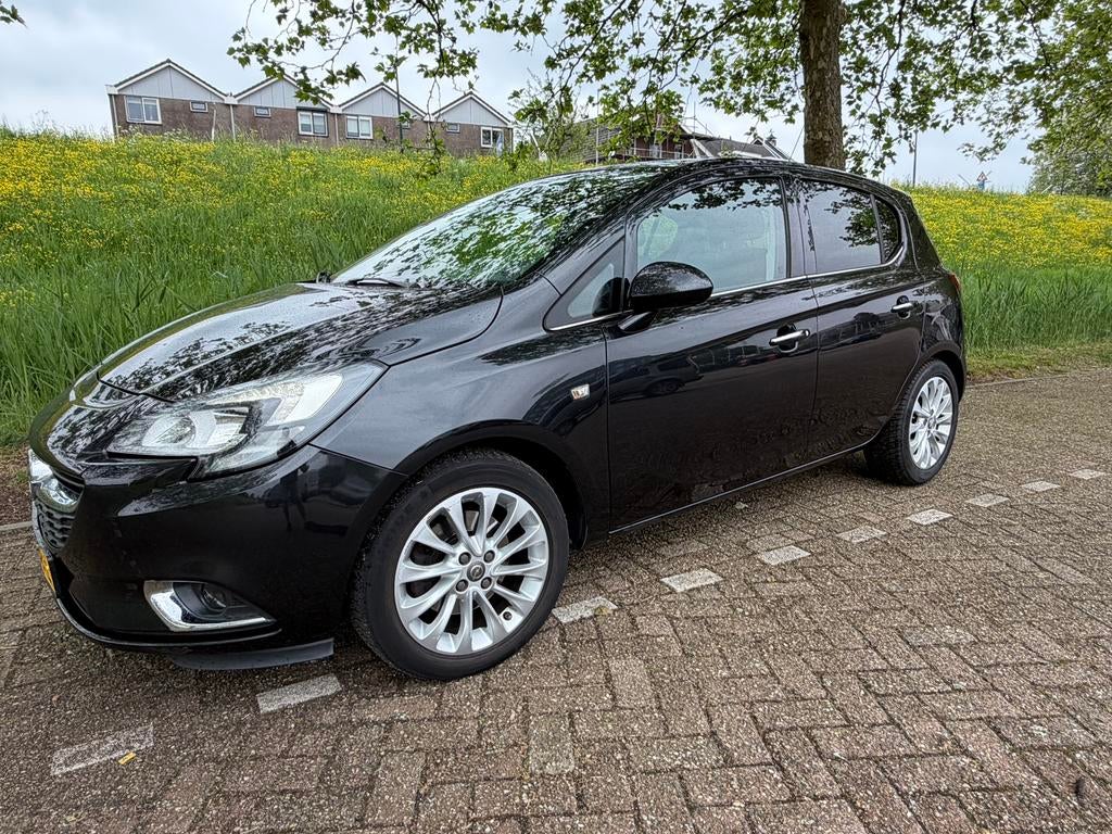 Opel Corsa 1.4 16V Cosmo (2015) -Lage km-stand - nette staat, Auto's, Opel, Voorwielaandrijving, Handgeschakeld, Particulier, Geïmporteerd
