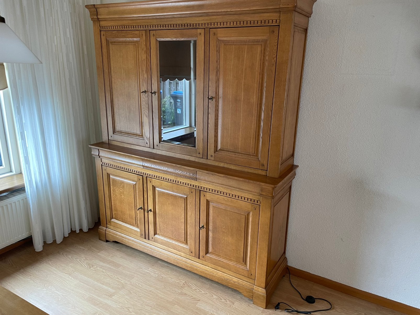 Te koop eikenhouten buffetkast, Antiek en Kunst, Antiek | Meubels | Kasten, Ophalen