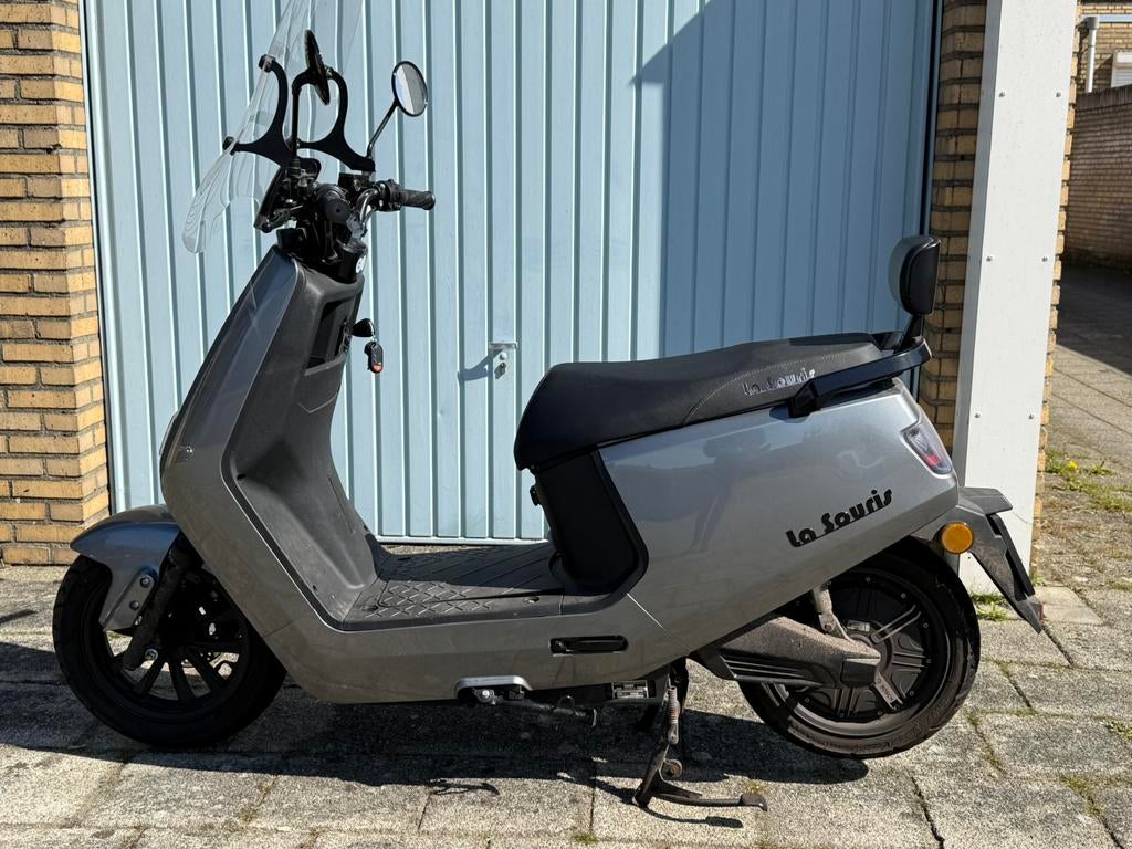 La Souris E-ID S6 2022 nieuwe accu, Fietsen en Brommers, Scooters | Overige merken, Gebruikt, Maximaal 45 km/u, Elektrisch, Ophalen of Verzenden