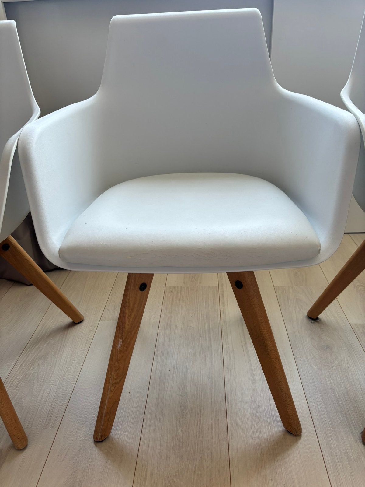 Stoelen met armleuning, Ophalen, Gebruikt, Wit, Vier