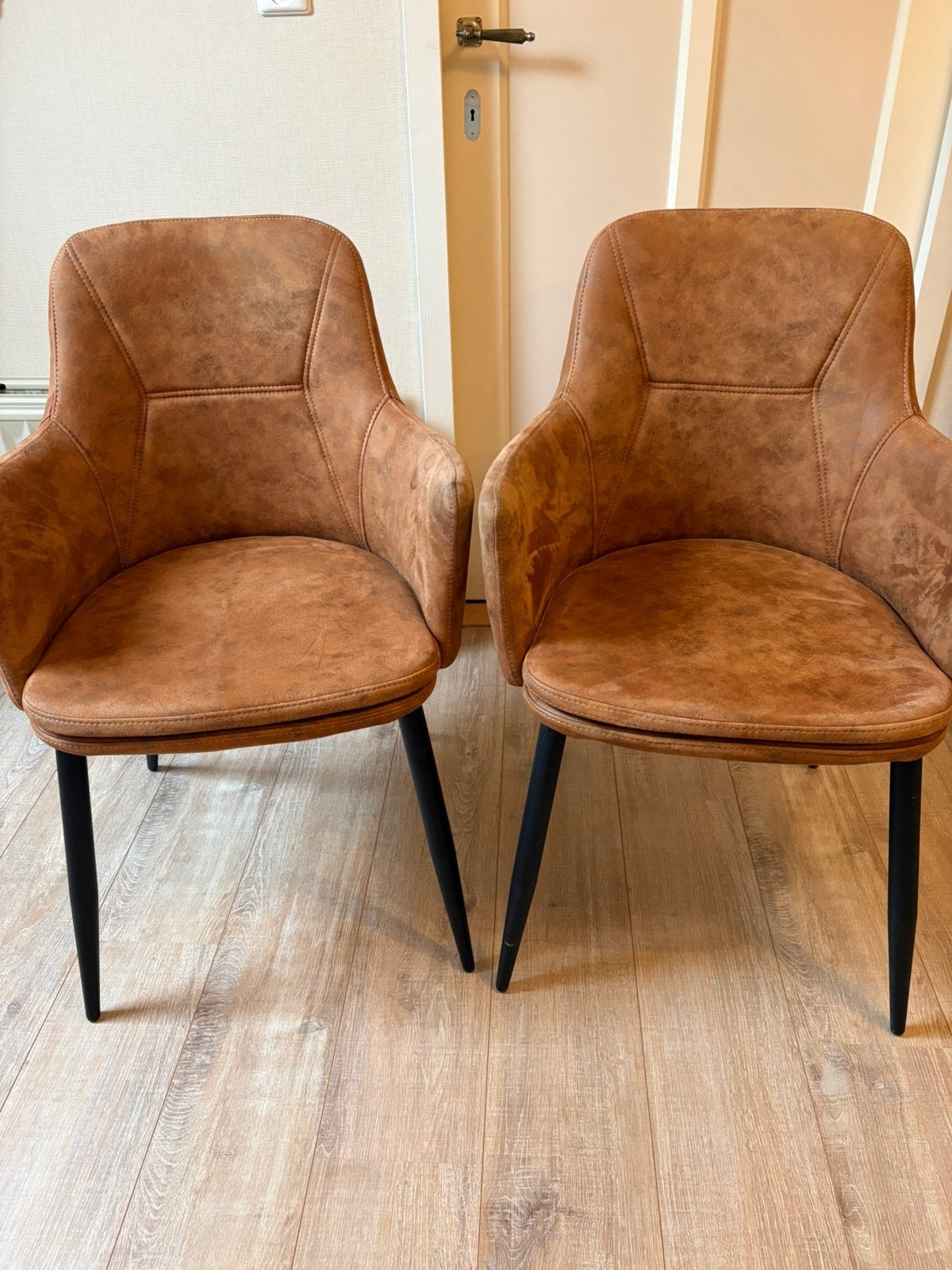 MX sofa eetkamerstoel knibbeler 2 stuks cognac, Ophalen, Overige materialen, Twee, Bruin