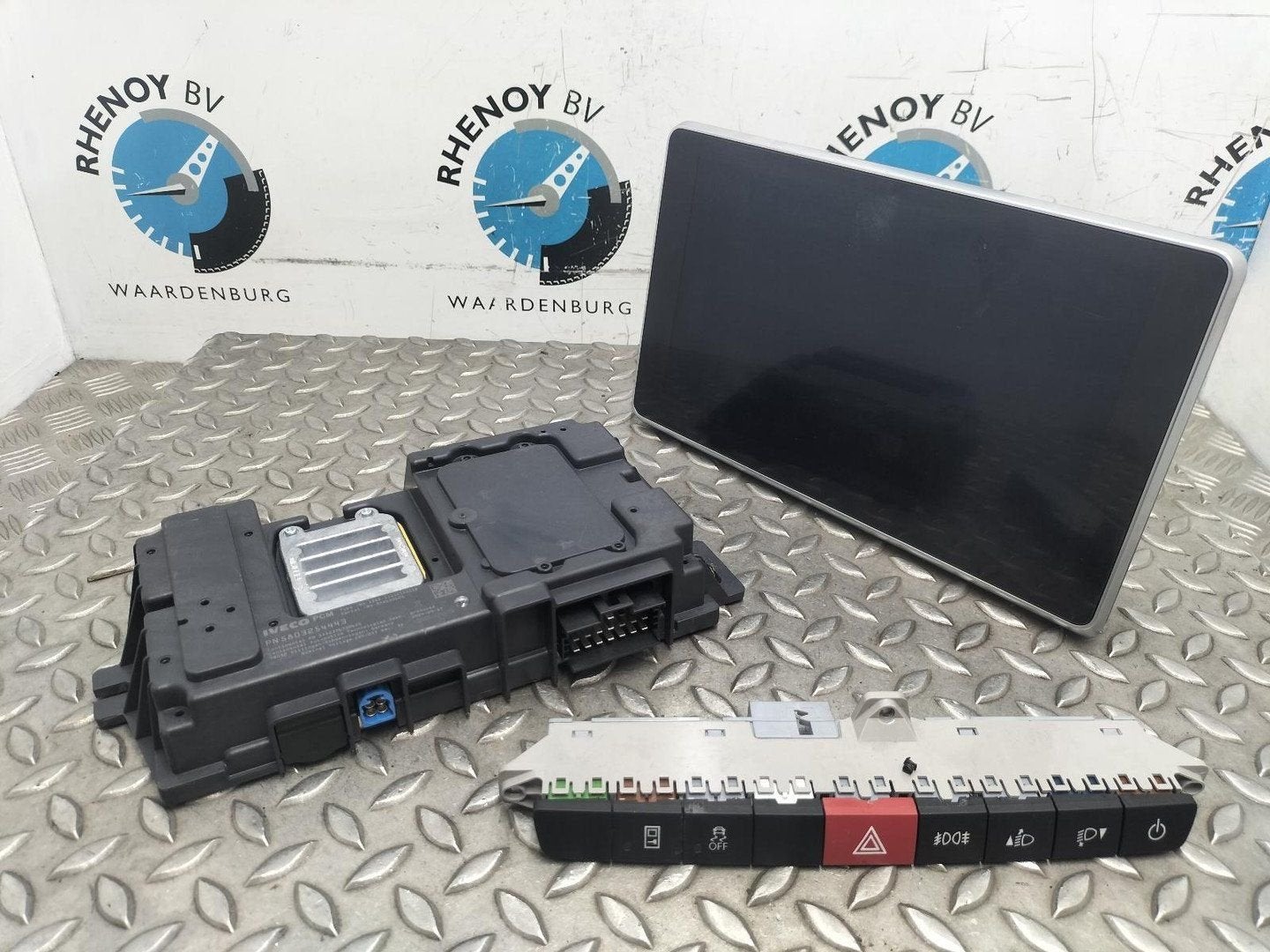 IVECO DAILY 40C18 40 NAVIGATIE 5803254443, 5803094704, 58030, Ophalen of Verzenden, Gebruikt, ARN erkend