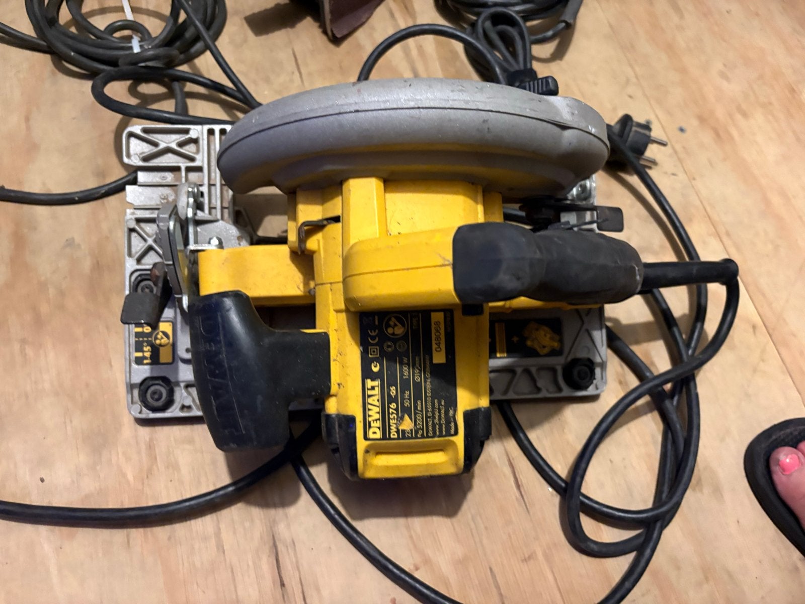 DeWalt Cirkelzaag DWE576 - Krachtig en Betrouwbaar, Gebruikt, Cirkelzaag, 70 mm of meer, Ophalen of Verzenden