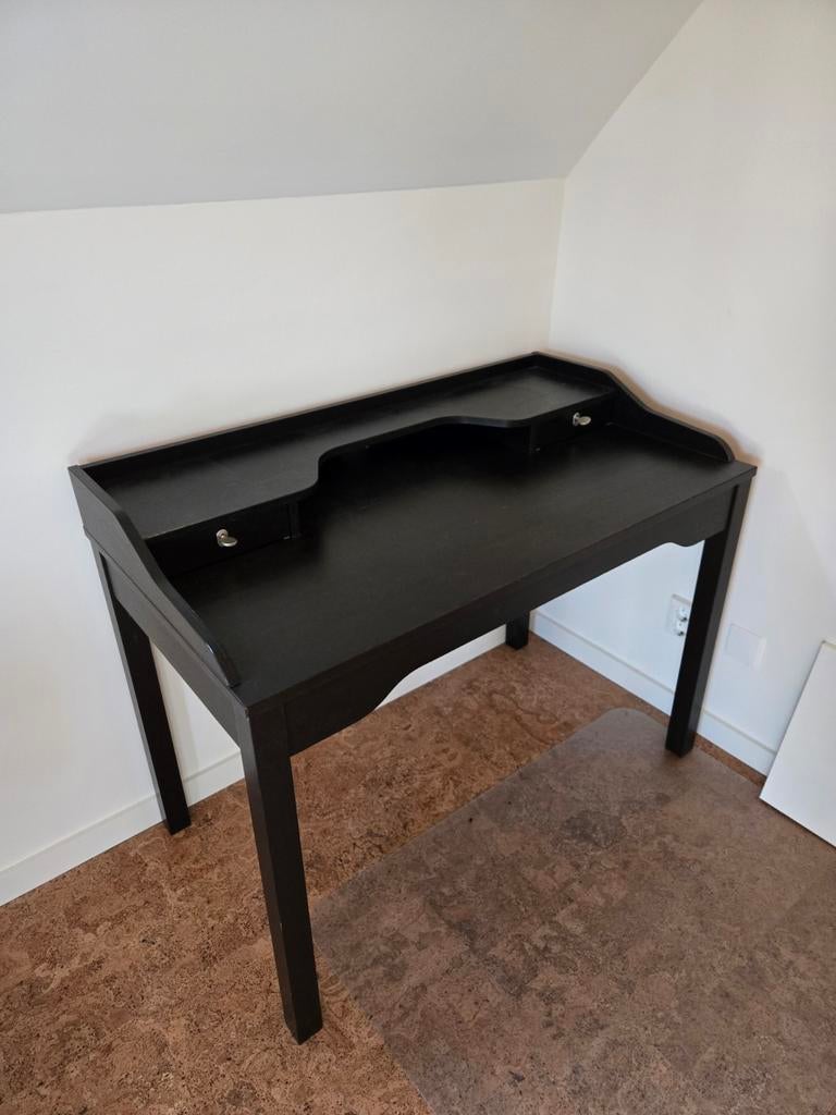 GRATIS Ikea Gustav zwart bureau met twee lades, Ophalen, Gebruikt, IKEA
