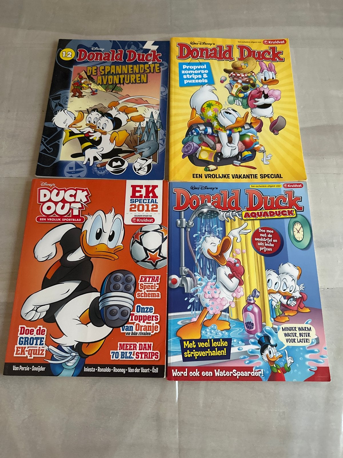 Donald Duck strips- 4 stuks, Meerdere stripboeken, Ophalen of Verzenden, Gelezen
