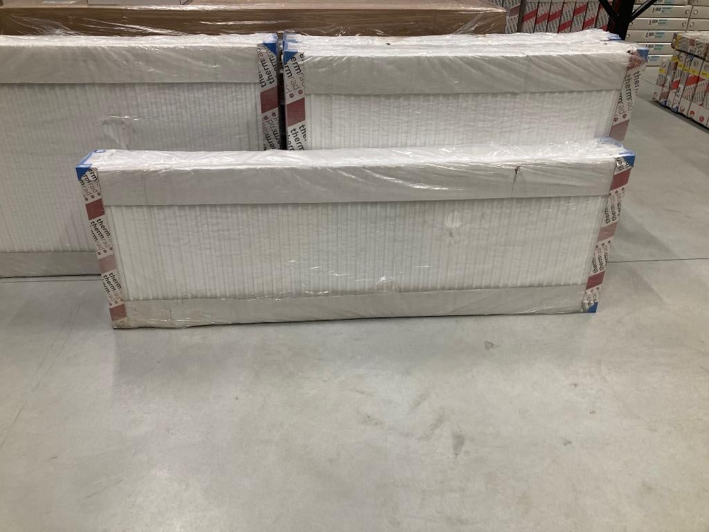 Thermrad Compact-4 radiator 600 x 1800 type 33 4500 Watt, Doe-het-zelf en Verbouw, Verwarming en Radiatoren, Nieuw, Radiator, 800 watt of meer